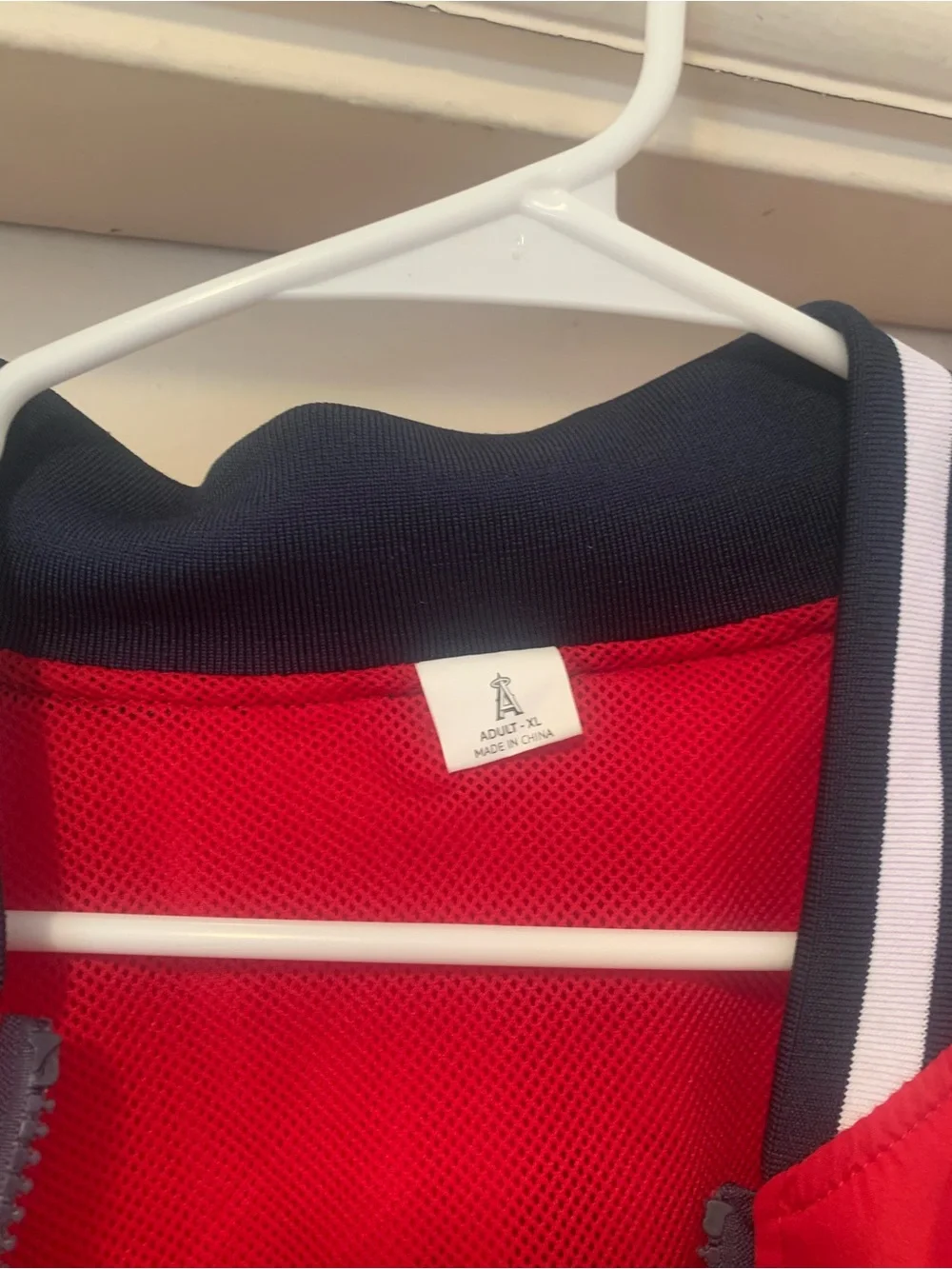 Angels wind breaker jacket (1)